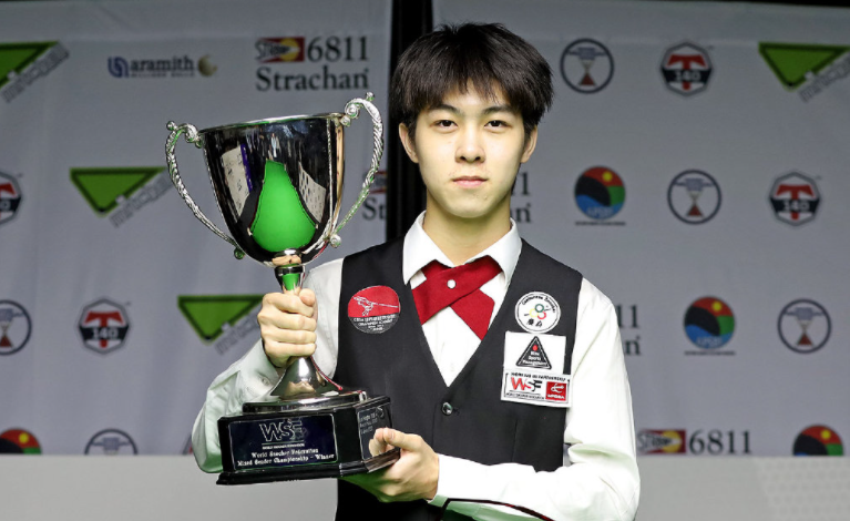 足坛最出色 足坛最出色